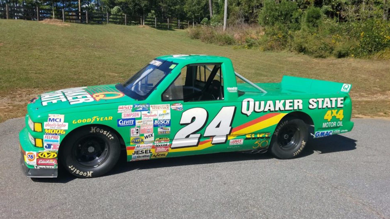 Illustration for article titled Someone Stop Me From Buying This NASCAR Race Truck